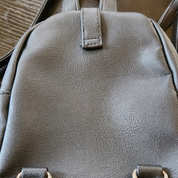 Bling Backpack - Picture 4 of 7